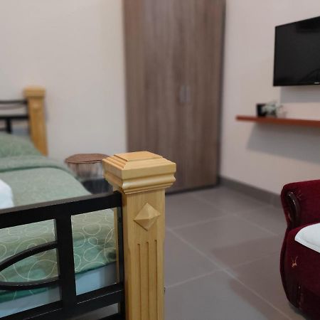 Studio Apartman Rea Kotor Exterior foto